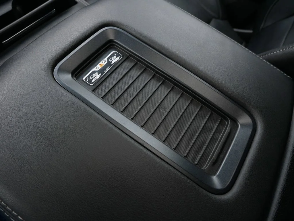 Used 2019 Gray Chevrolet Premier image 33