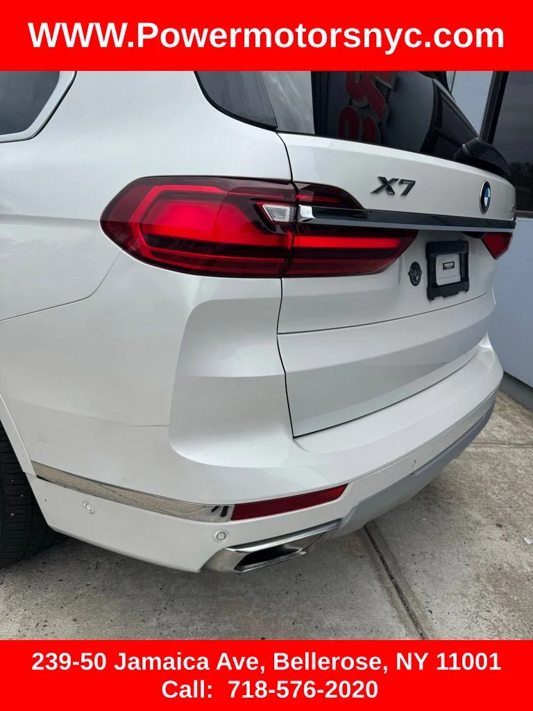 Used 2022 White BMW xDrive40i image 12