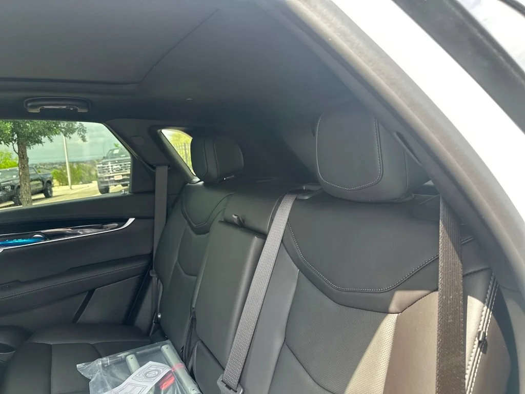 New 2026 Crystal White Tricoat Cadillac Premium Luxury image 21