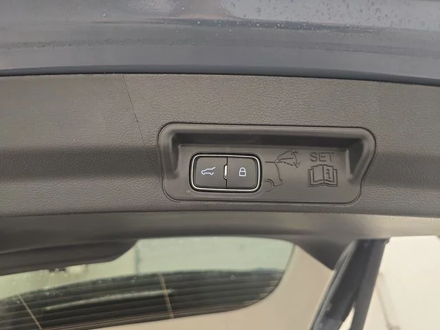 New 2026 Vapor Blue Metallic Ford Active image 18