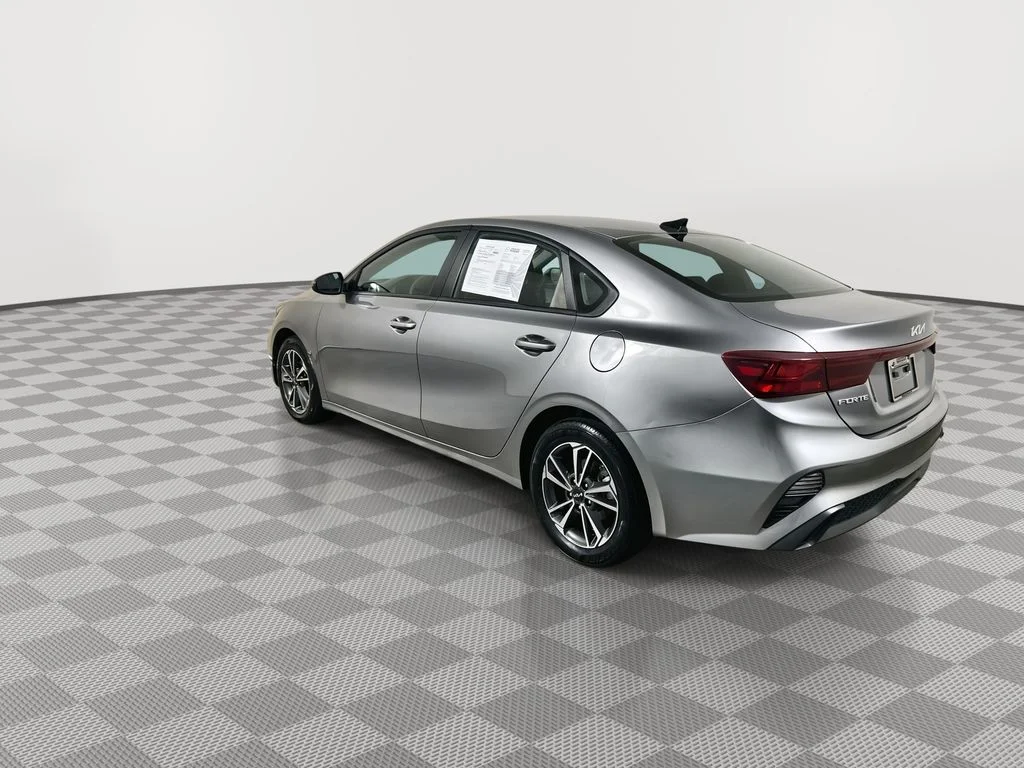 Used 2024 Gray Kia LXS image 6