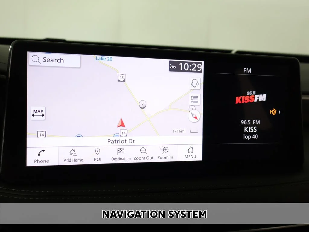 Used 2024 Mineral INFINITI LUXE image 3