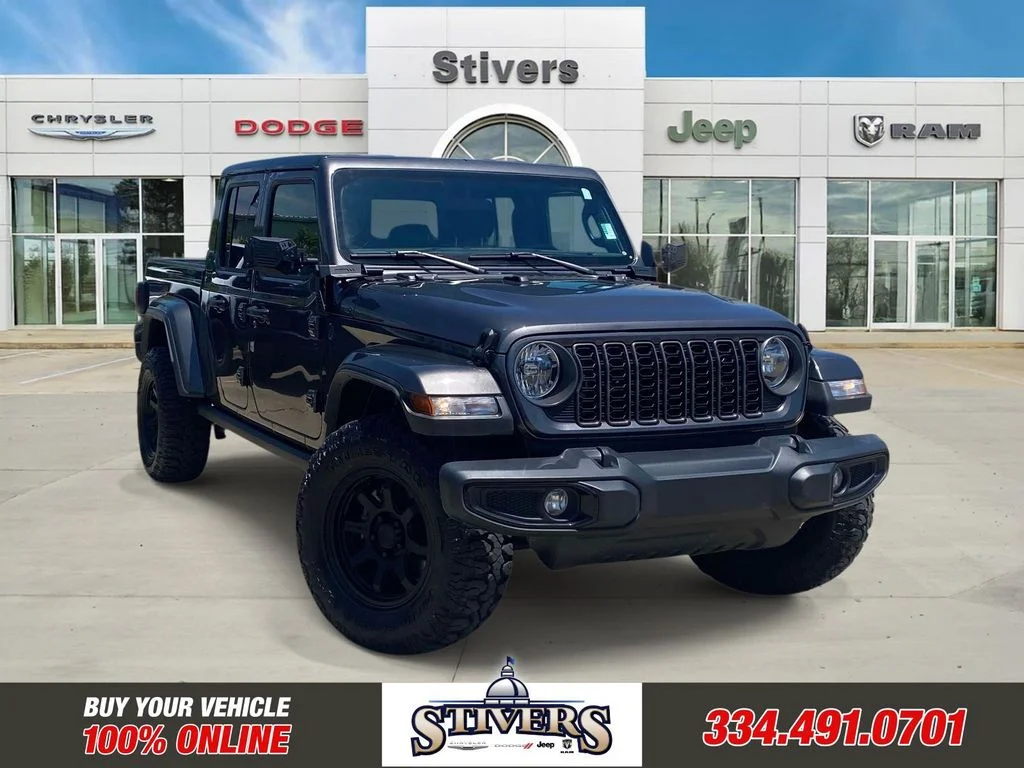 2025 Jeep Gladiator Nighthawk Auto's photo