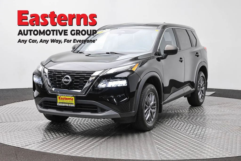 Used 2023 Black Nissan S image 1