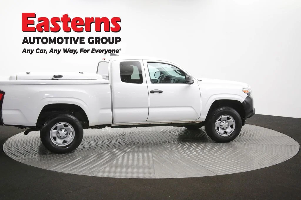 Used 2020 White Toyota SR image 43