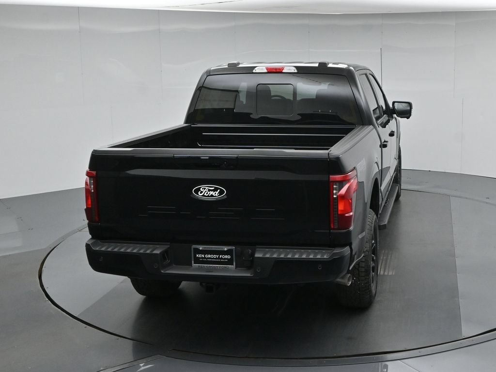 New 2026 Agate Black Metallic Ford XLT image 38