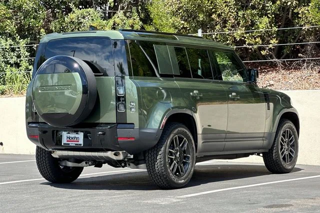 New 2026 Woolstone Green Land Rover S image 5