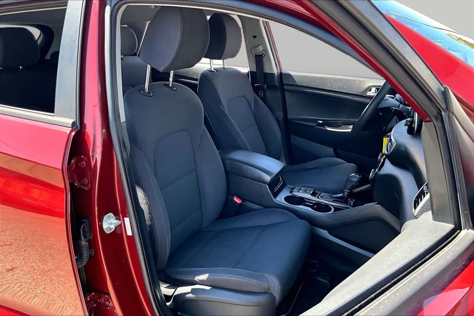 Used 2019 Gemstone Red Hyundai SE image 8
