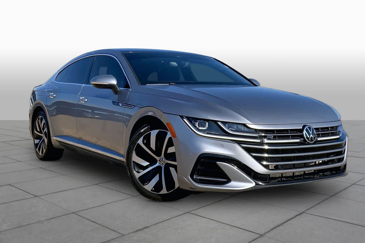 Used 2021 Pyrite Silver Metallic Volkswagen SEL R-Line image 3