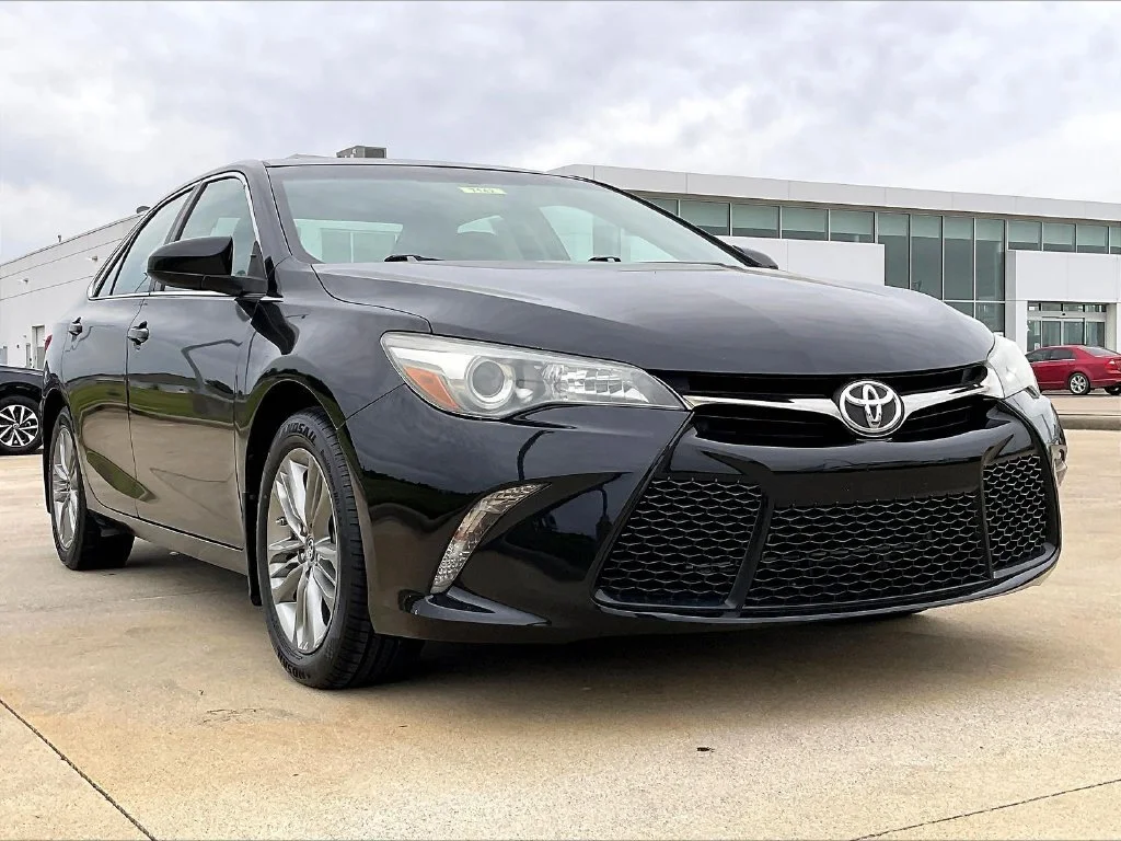 2016 Toyota Camry Special Edition