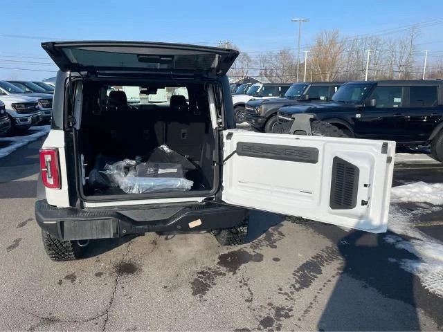 New 2025 Oxford White Ford Badlands® image 38
