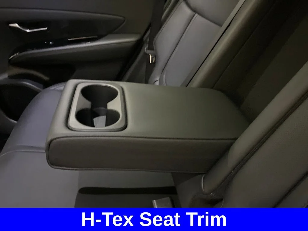 Used 2023 Silver Hyundai SEL Convenience image 15