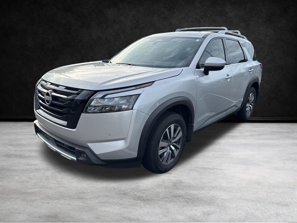 Used 2025 Brilliant Silver Metallic Nissan SL image 10