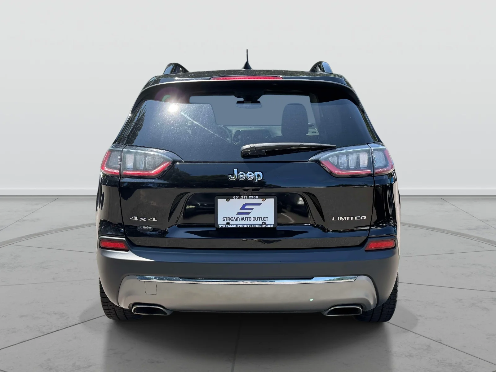 Used 2022 Black Jeep Limited image 5