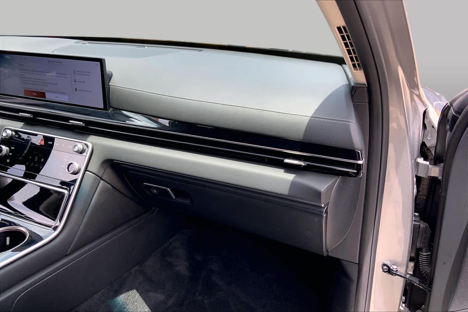 Used 2026 Savile Silver Genesis 2.5T image 18