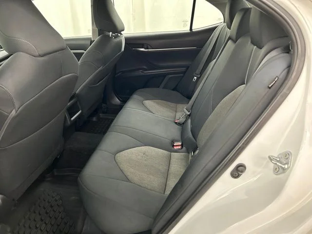 Used 2021 White Toyota LE image 21