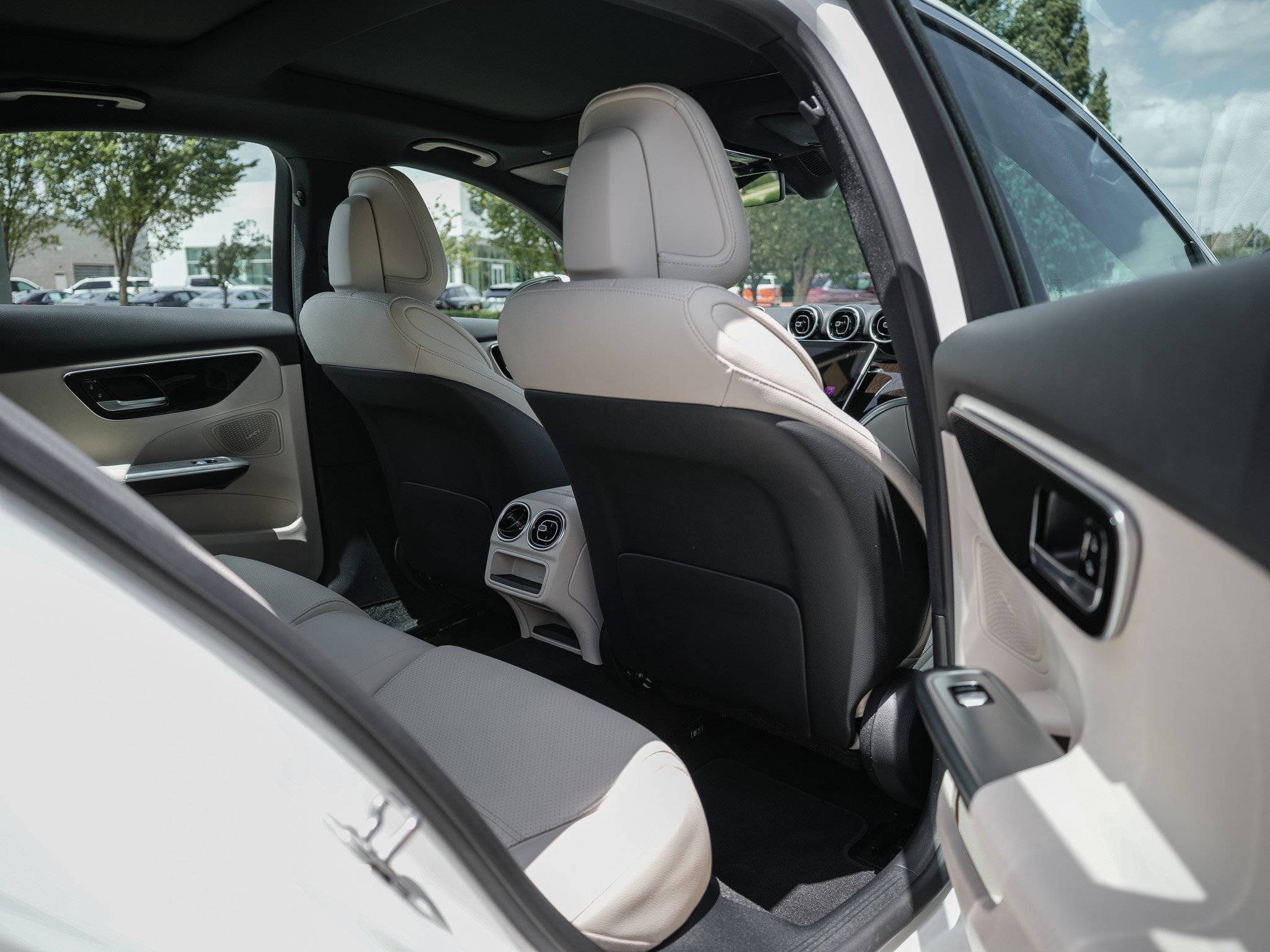 Certified Used 2025 Polar White Mercedes-Benz C 300 image 32