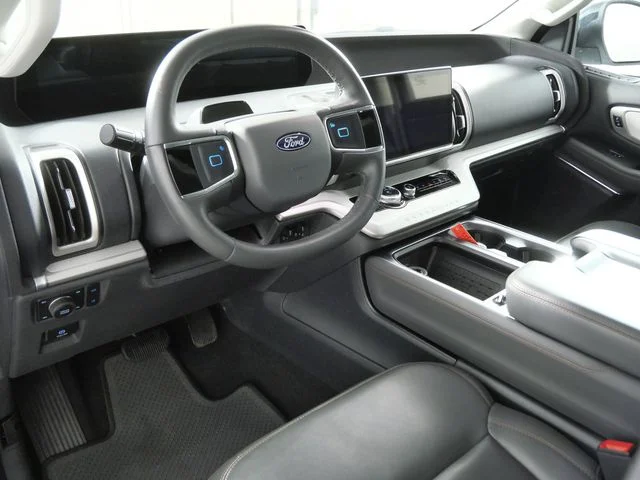Certified Used 2025 White Ford Active image 4