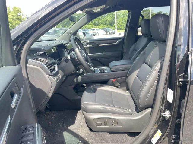 Used 2026 Black GMC Elevation image 15