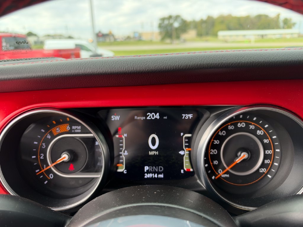 Used 2023 Gray Jeep Rubicon image 12