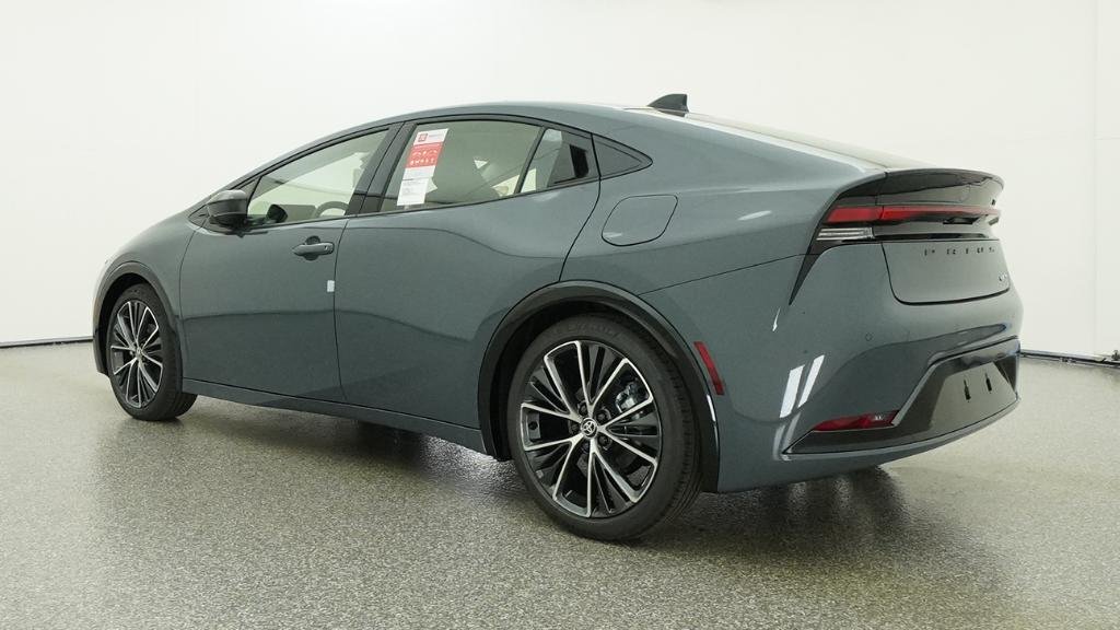 New 2026 Guardian Gray Toyota XLE image 12