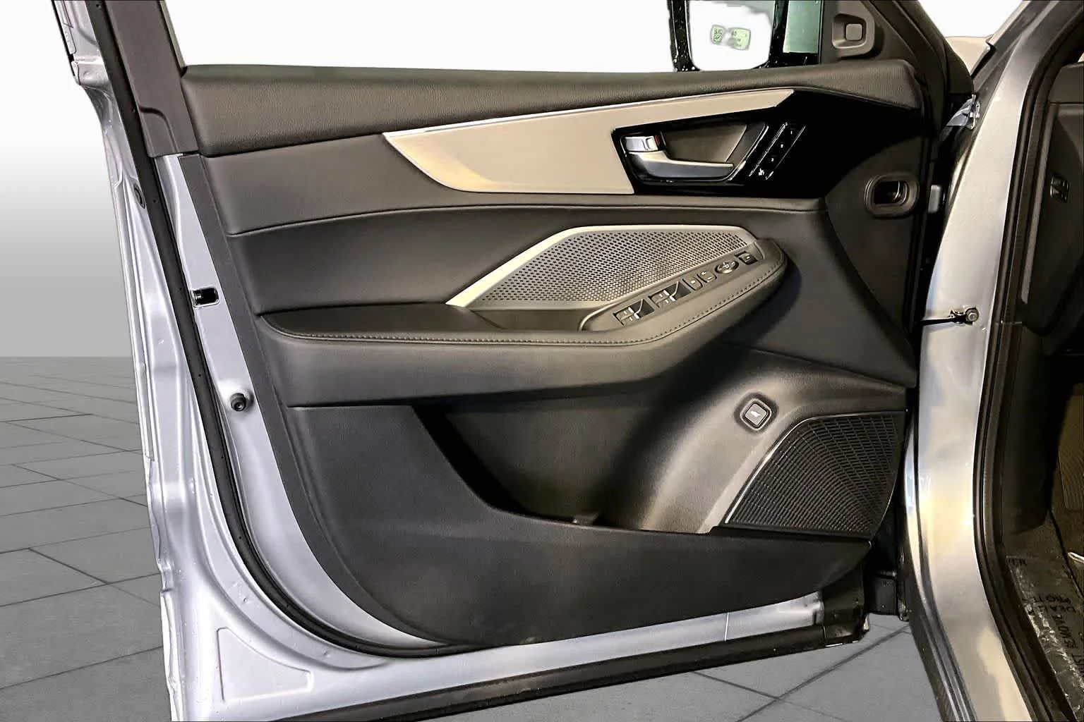 New 2026 Solar Silver Metallic Acura BASE image 12