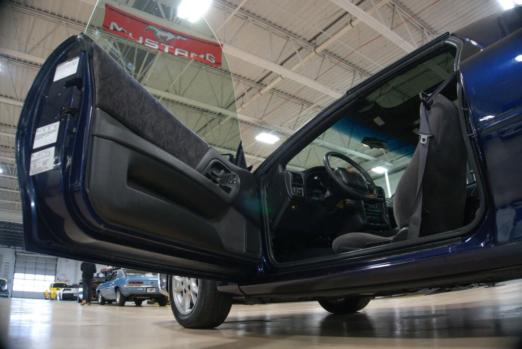 Used 2001  Chevrolet Base image 45