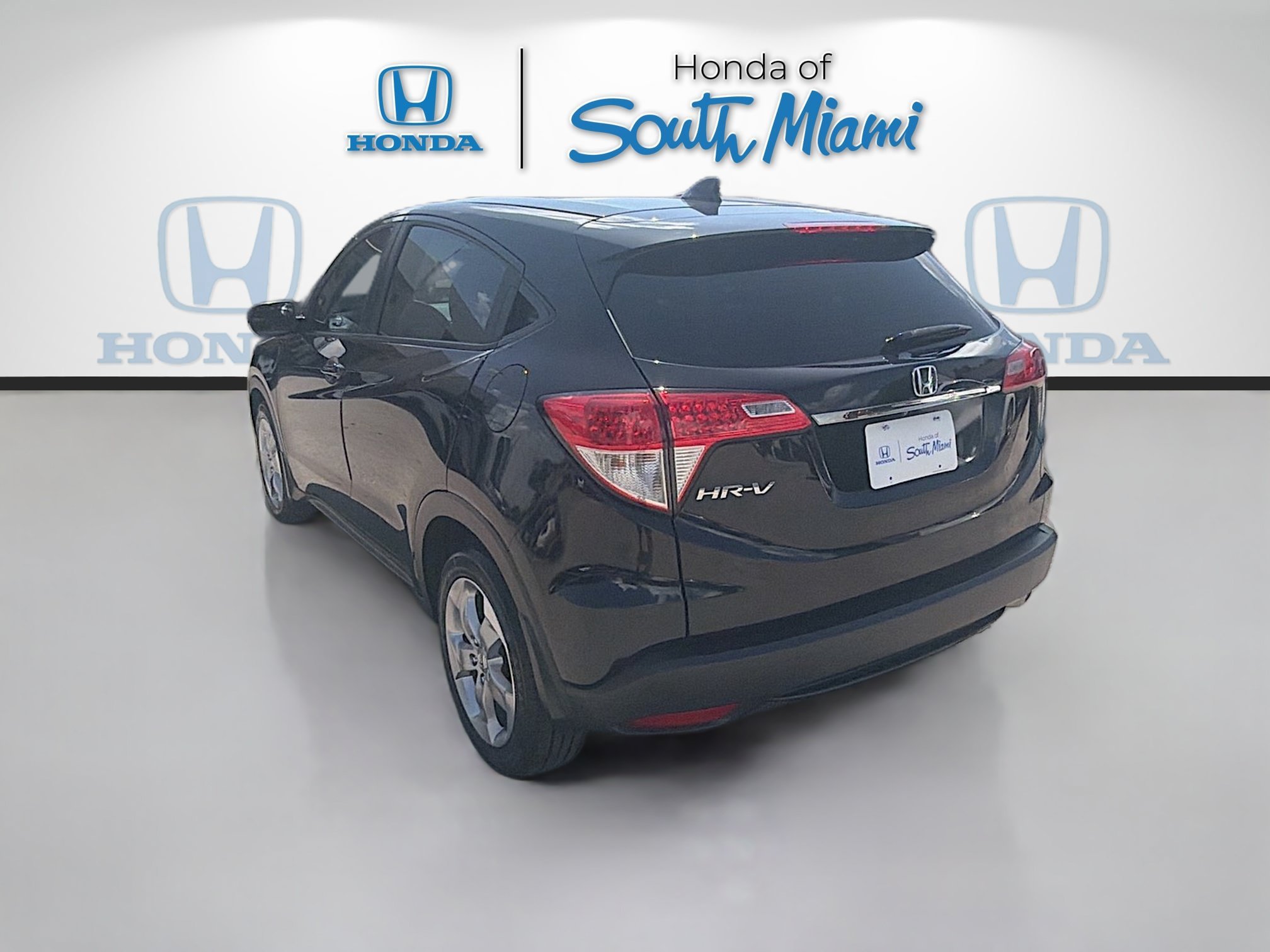 Certified Used 2022 Modern Steel Metallic Honda LX image 5