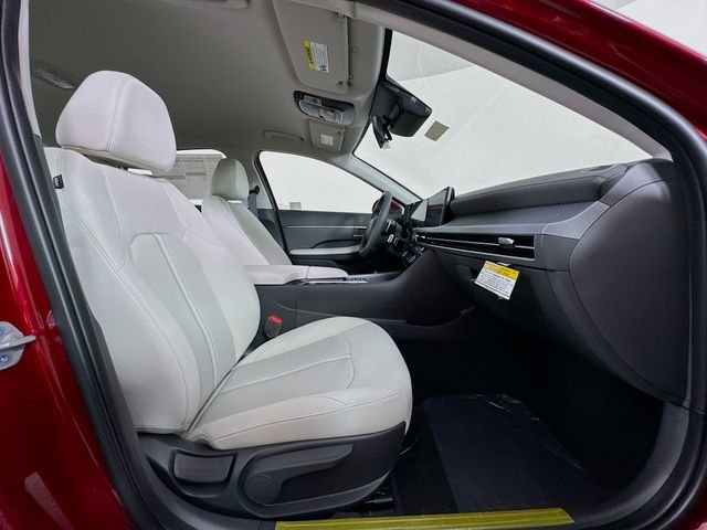 2025 Hyundai Sonata SEL - Photo 39