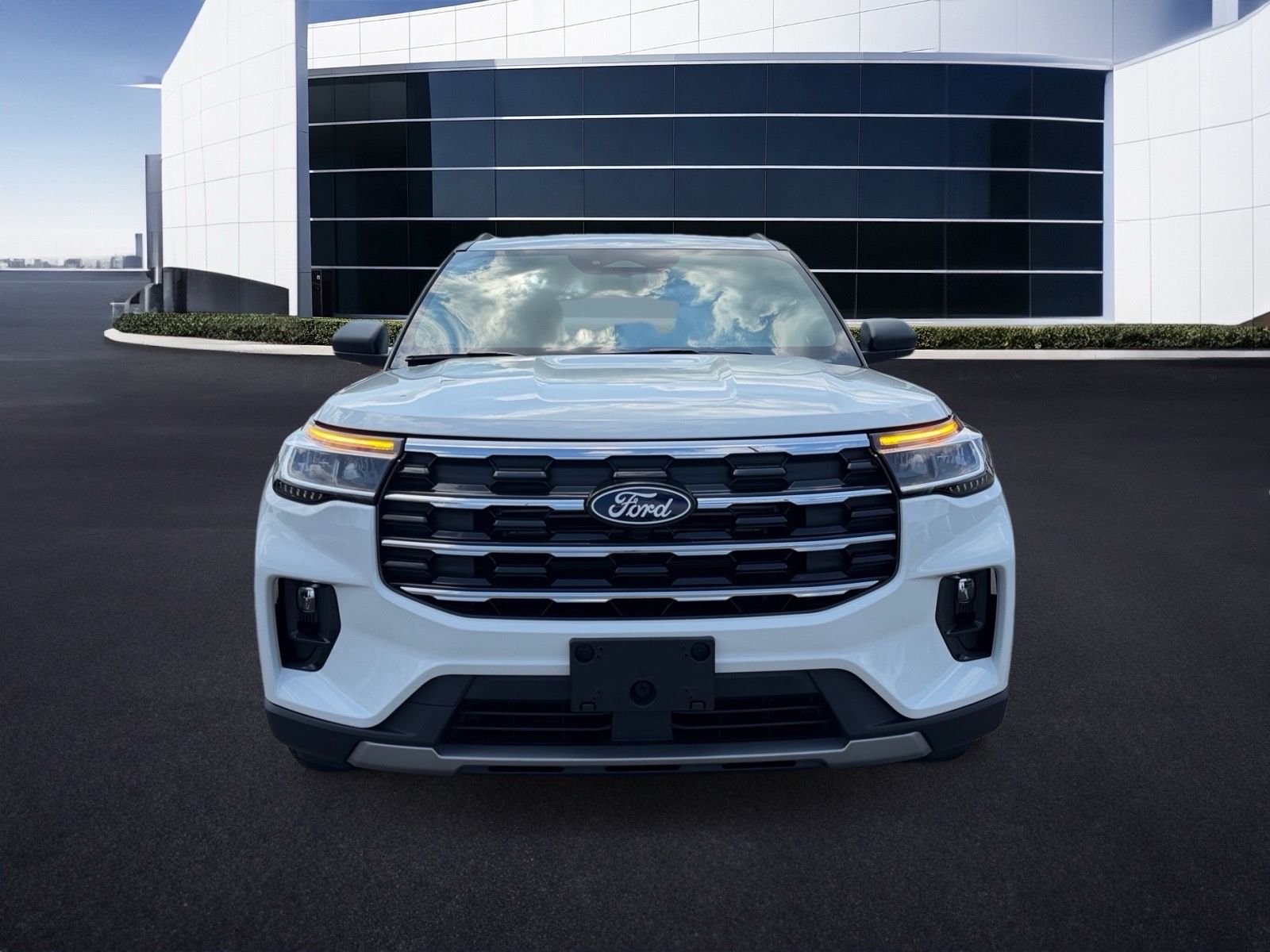 New 2027 Star White Metallic Tri-Coat Ford Active image 8