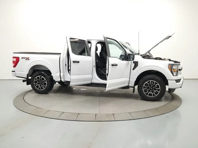 Used 2023 White Ford XLT image 16