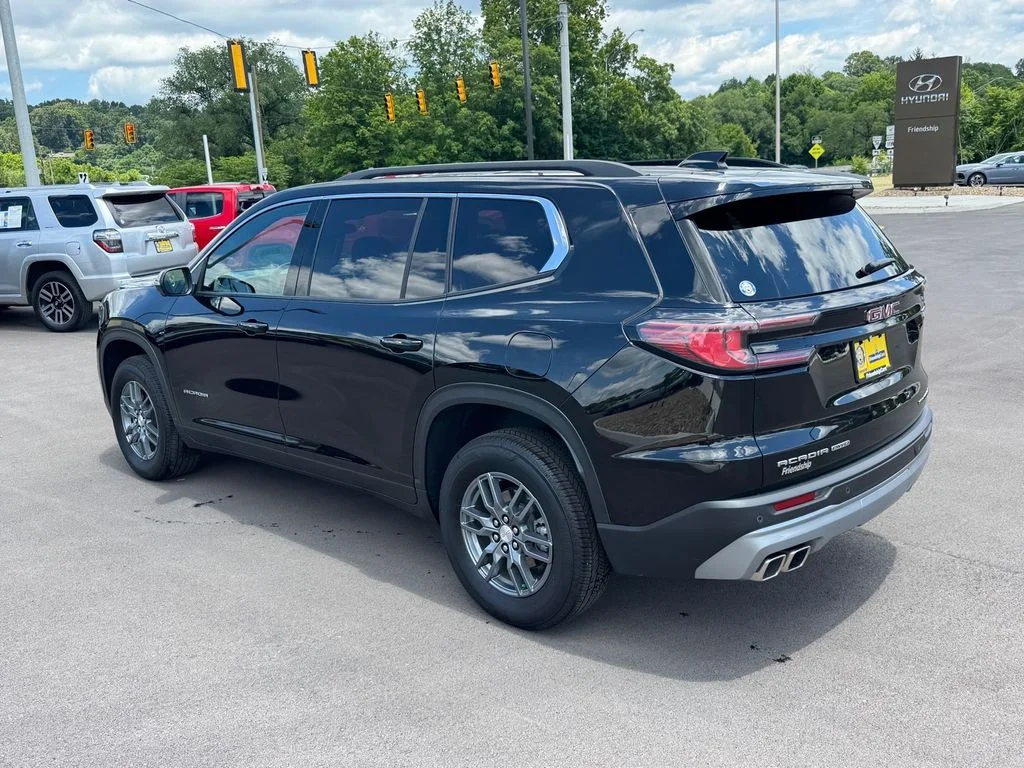 Used 2025 Black GMC Elevation image 5