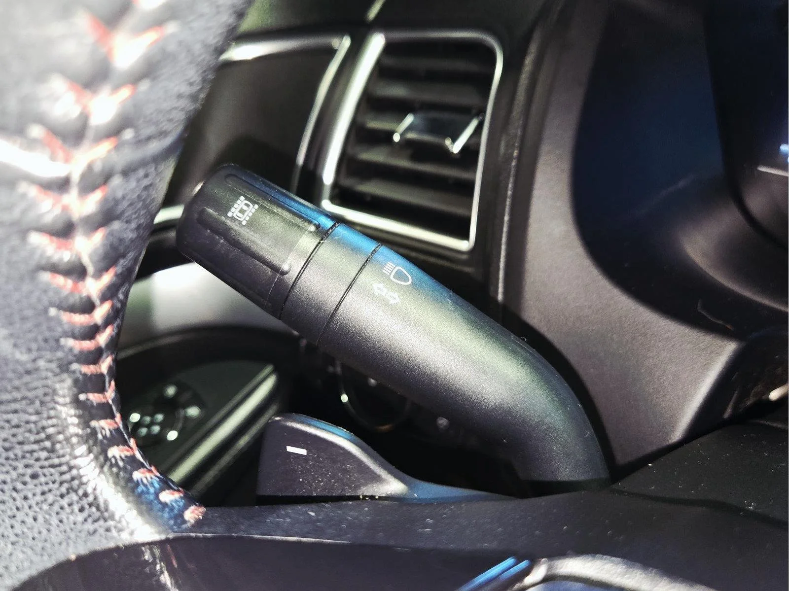 Used 2018 Blue Ford Sport image 30