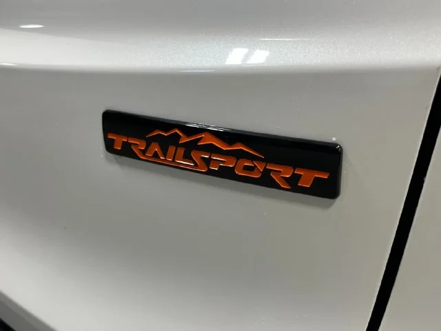 New 2027 Platinum White Pearl Honda TrailSport Hybrid AWD image 7