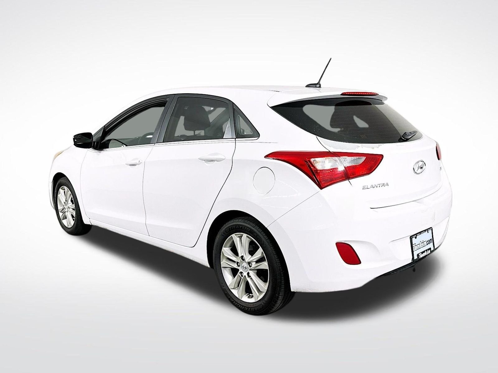 Used 2014 Monaco White Hyundai Base image 6