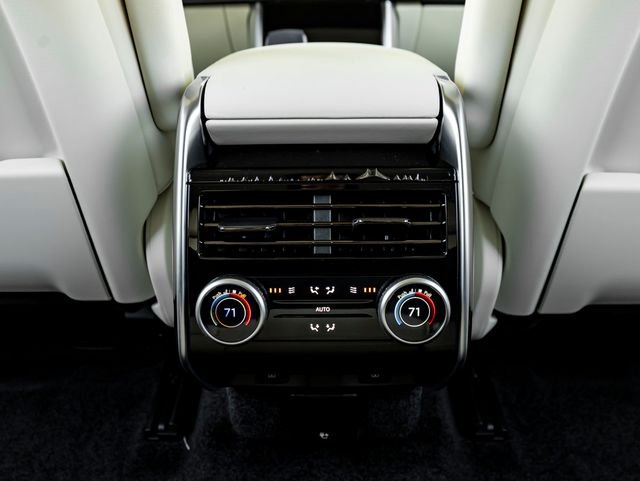 New 2026 Fuji White Land Rover SE image 26