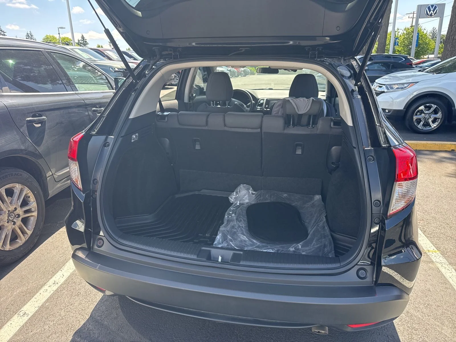 Used 2022 Black Honda EX image 12
