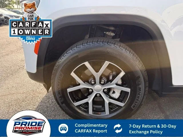 Used 2025 White Jeep Limited image 13