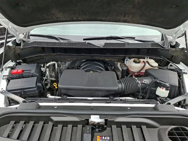 Used 2023 White Chevrolet RST image 28