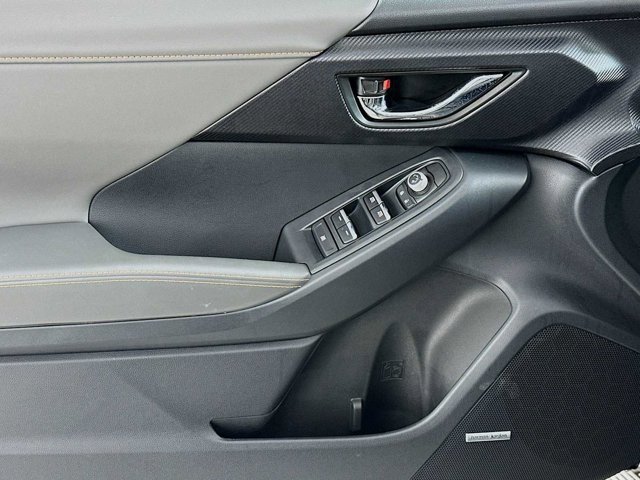 New 2026 CRYSTAL BLACK SILICA Subaru Limited Hybrid image 17