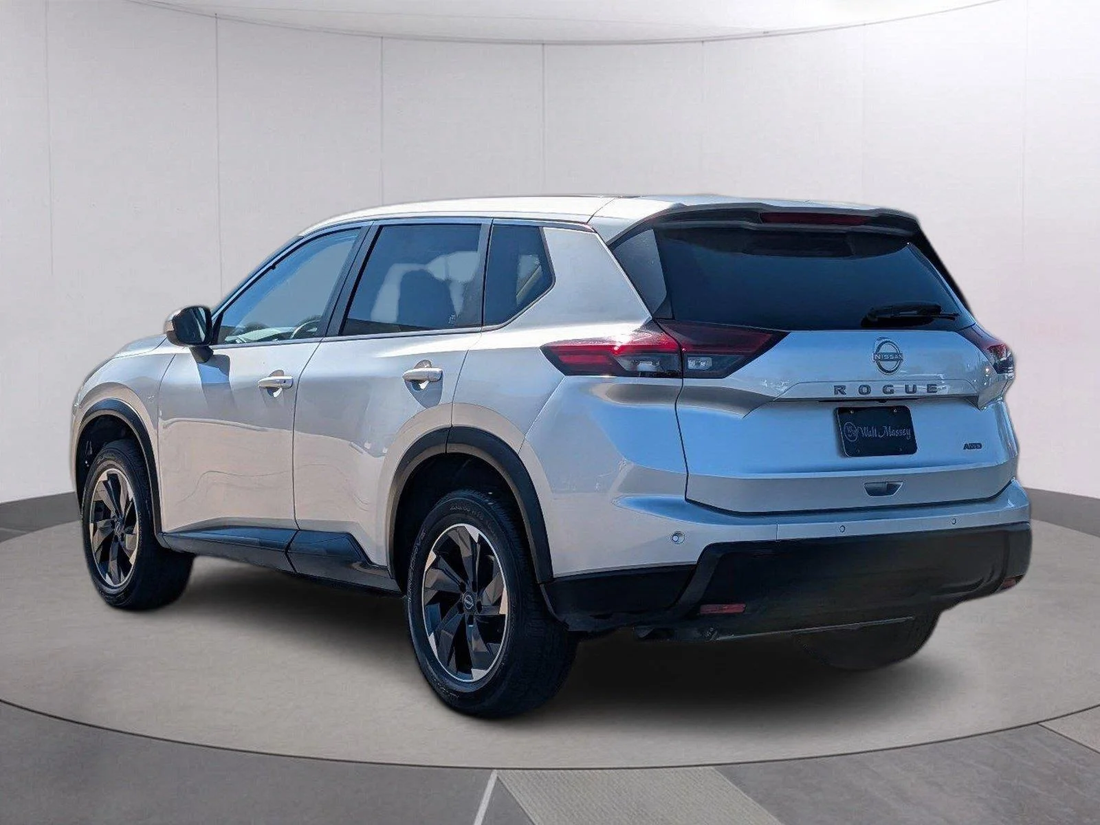 Used 2025 Brilliant Silver Metallic Nissan SV image 3