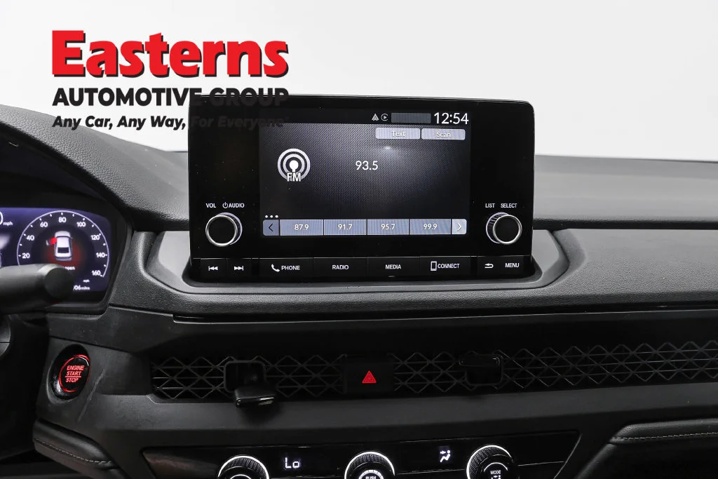 Used 2025 Silver Honda LX image 12
