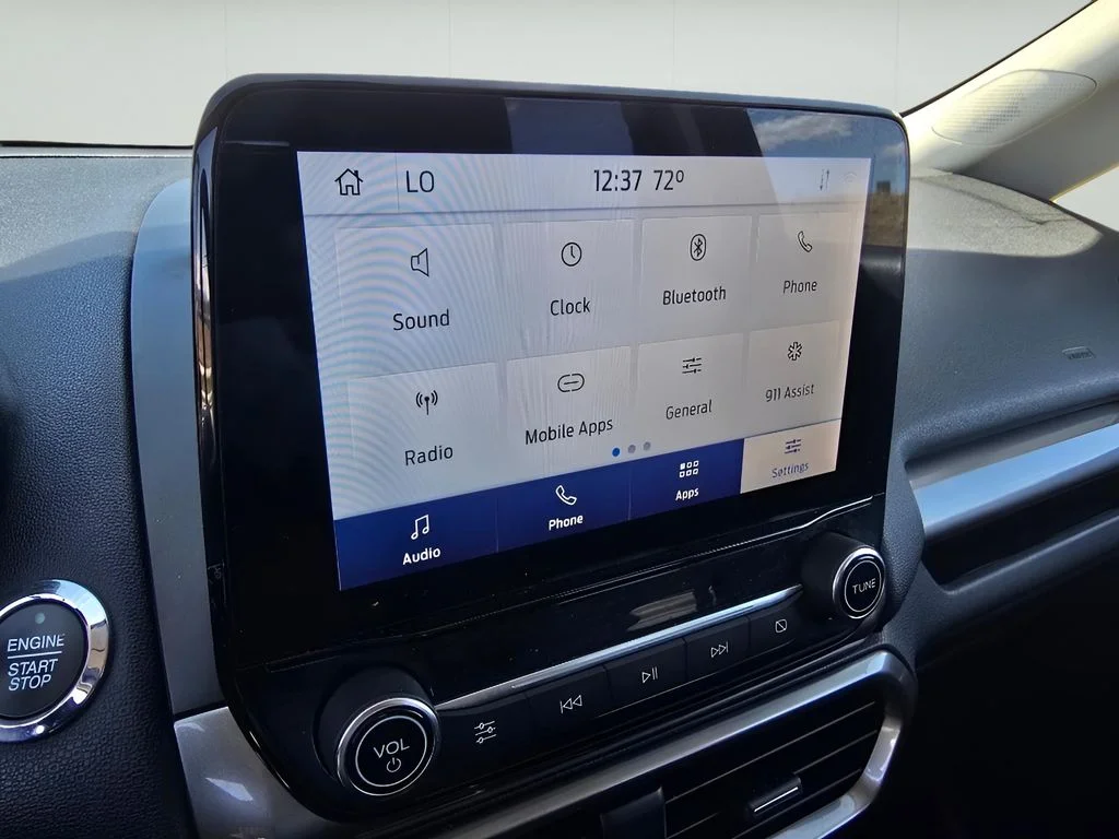 Used 2020 Smoke Metallic Ford SE image 22