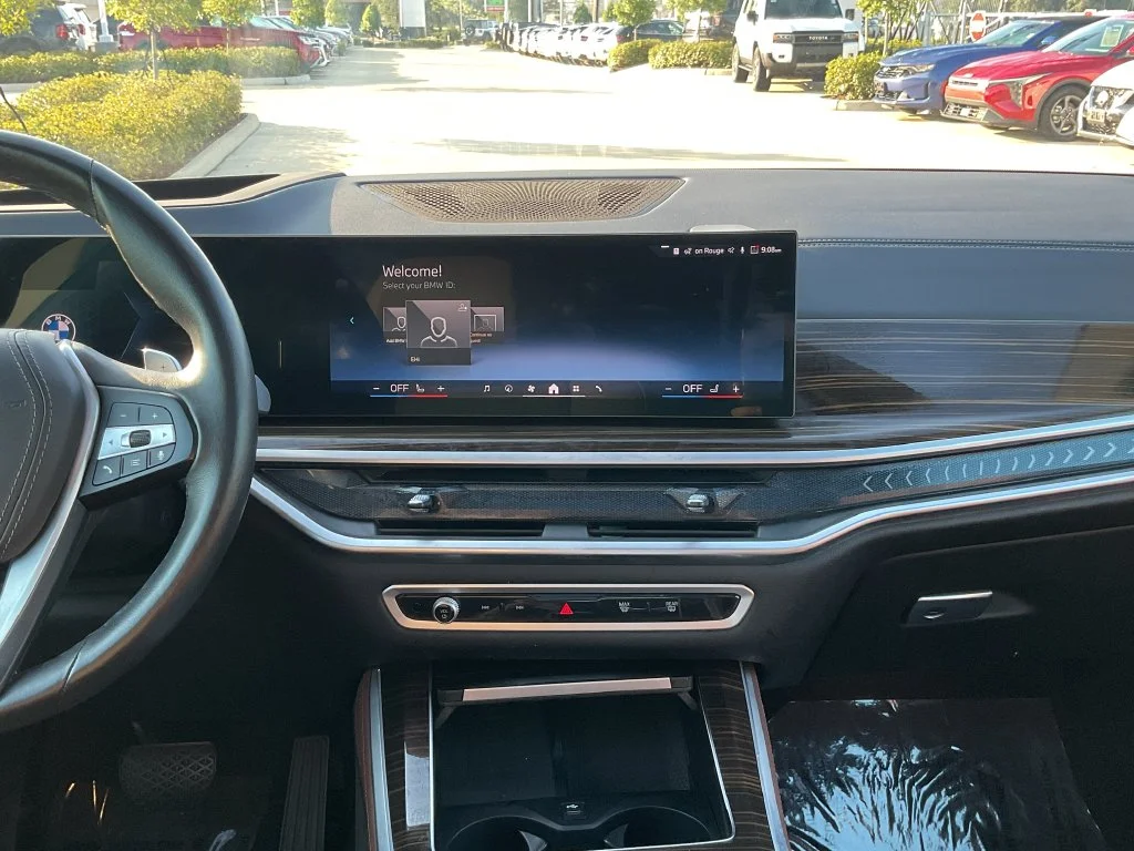 Used 2026 Gray BMW sDrive40i image 26