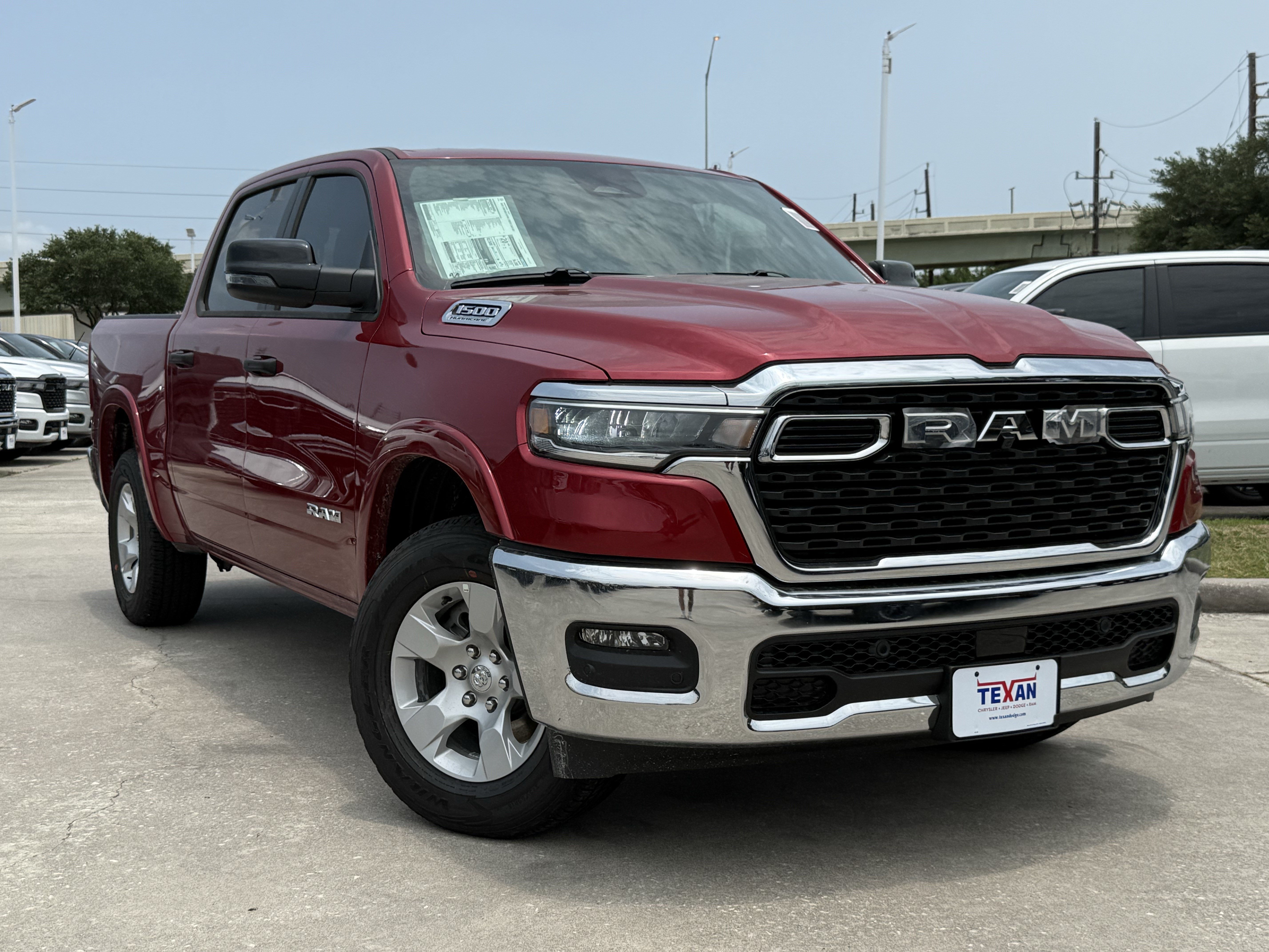 New 2026 Molten Red Pearl-Coat Exterior Paint RAM Big Horn image 2