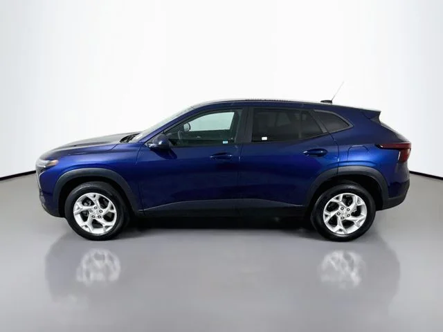 Used 2024 Blue Chevrolet LS image 4