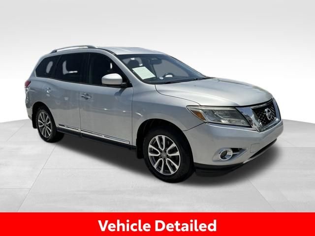 Used 2015 Nissan Pathfinder SL with VIN 5N1AR2MN8FC620125 for sale in Lake Park, FL