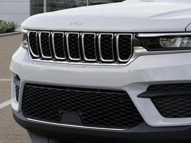 2025 Jeep Grand Cherokee Laredo - Photo 31
