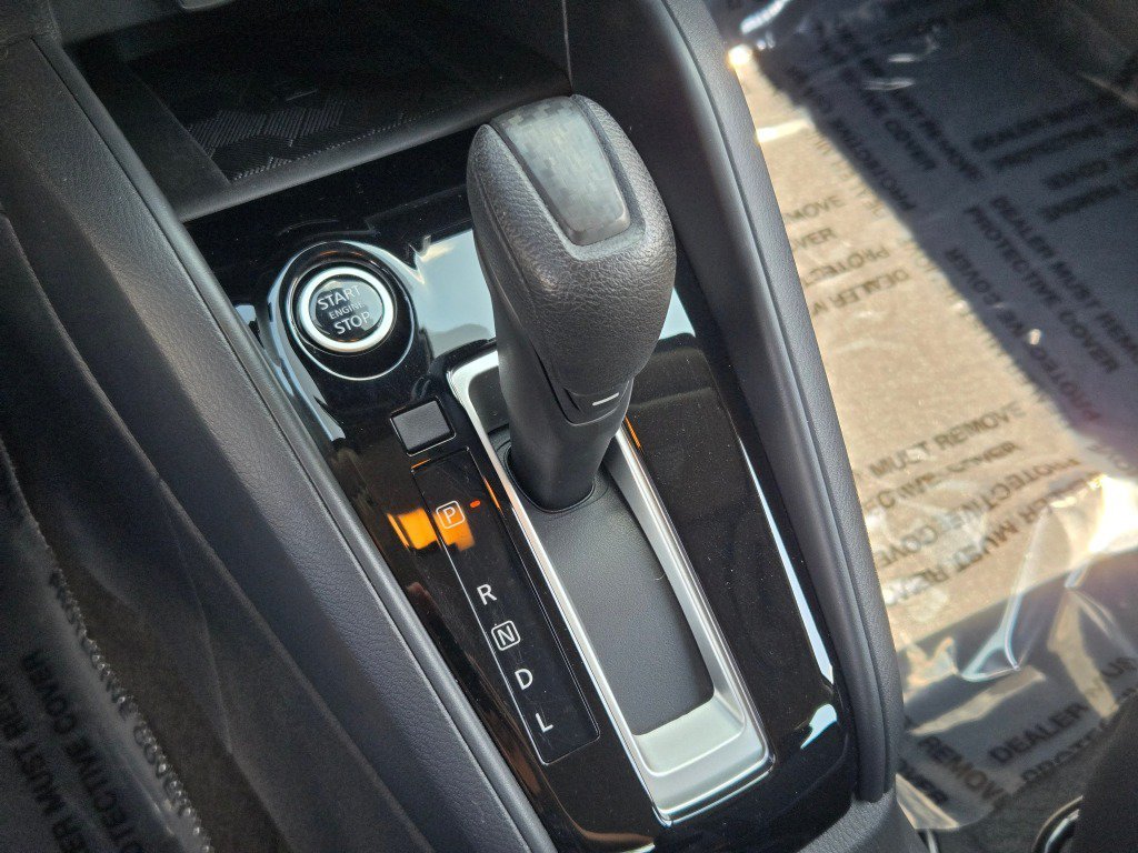 2025 Nissan Versa Sedan SV - Photo 26