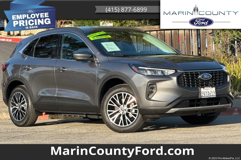 2025 Ford Escape Plug-in FWD's photo